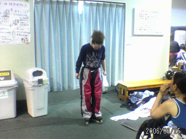 ���̉摜�̒��쌠��
Hiroshima Inline Hockey League(HIHL)�ɂ���܂��B�摜�f�[�^�̖��f�]�p�͌ł����f��\���グ�܂��B