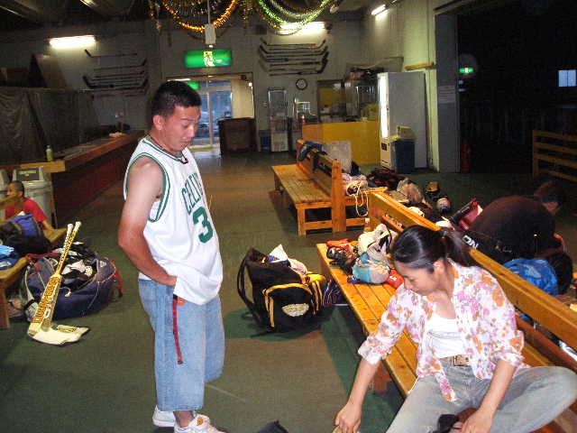 ���̉摜�̒��쌠��
Hiroshima Inline Hockey League(HIHL)�ɂ���܂��B�摜�f�[�^�̖��f�]�p�͌ł����f��\���グ�܂��B