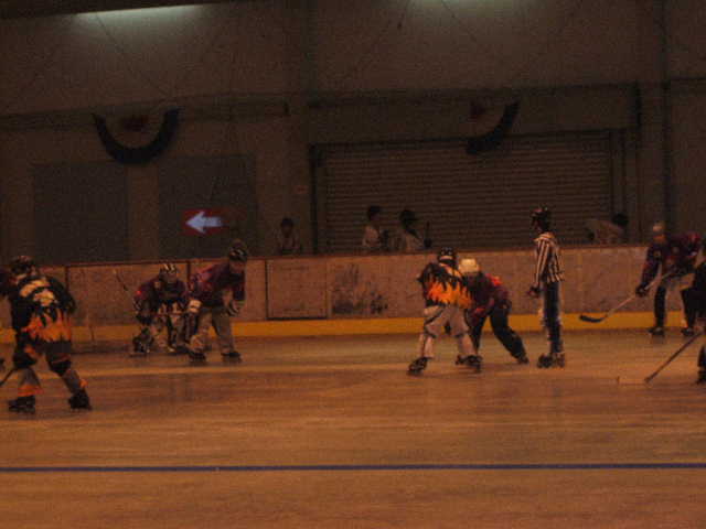 ���̉摜�̒��쌠��
Hiroshima Inline Hockey League(HIHL)�ɂ���܂��B�摜�f�[�^�̖��f�]�p�͌ł����f��\���グ�܂��B