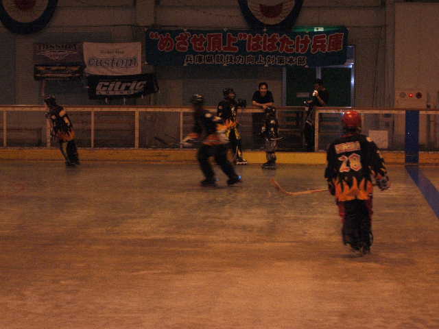 ���̉摜�̒��쌠��
Hiroshima Inline Hockey League(HIHL)�ɂ���܂��B�摜�f�[�^�̖��f�]�p�͌ł����f��\���グ�܂��B