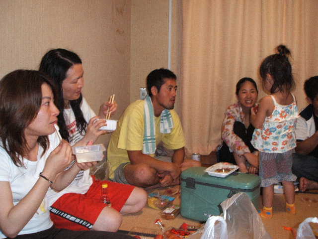 ���̉摜�̒��쌠��
Hiroshima Inline Hockey League(HIHL)�ɂ���܂��B�摜�f�[�^�̖��f�]�p�͌ł����f��\���グ�܂��B