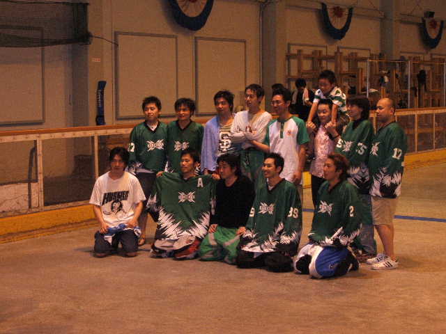 ���̉摜�̒��쌠��
Hiroshima Inline Hockey League(HIHL)�ɂ���܂��B�摜�f�[�^�̖��f�]�p�͌ł����f��\���グ�܂��B