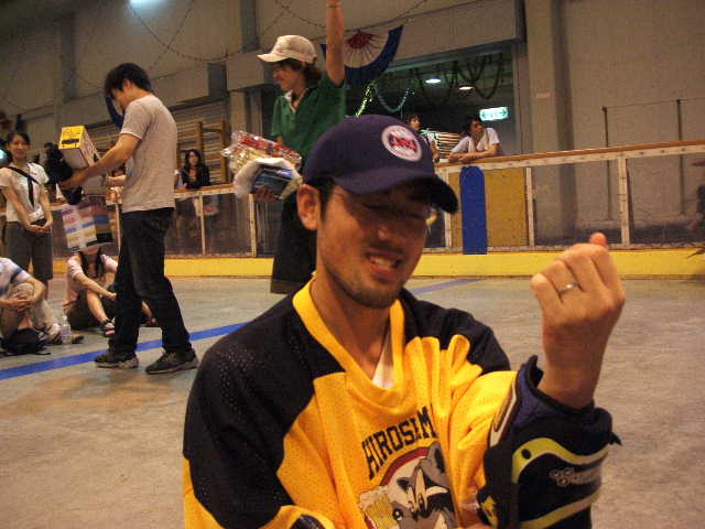 ���̉摜�̒��쌠��
Hiroshima Inline Hockey League(HIHL)�ɂ���܂��B�摜�f�[�^�̖��f�]�p�͌ł����f��\���グ�܂��B