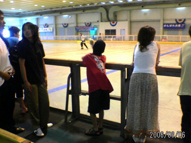 ���̉摜�̒��쌠��
Hiroshima Inline Hockey League(HIHL)�ɂ���܂��B�摜�f�[�^�̖��f�]�p�͌ł����f��\���グ�܂��B