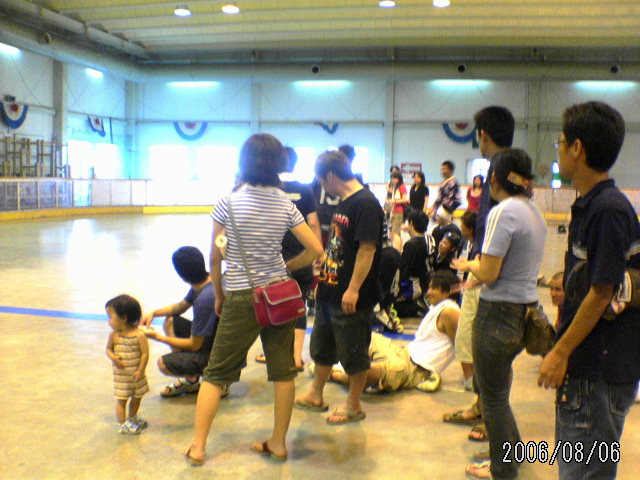 ���̉摜�̒��쌠��
Hiroshima Inline Hockey League(HIHL)�ɂ���܂��B�摜�f�[�^�̖��f�]�p�͌ł����f��\���グ�܂��B