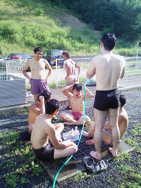 ���̉摜�̒��쌠��
Hiroshima Inline Hockey League(HIHL)�ɂ���܂��B�摜�f�[�^�̖��f�]�p�͌ł����f��\���グ�܂��B