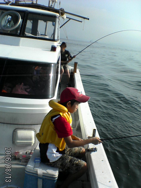 ���̉摜�̒��쌠��
Hiroshima Inline Hockey League(HIHL)�ɂ���܂��B�摜�f�[�^�̖��f�]�p�͌ł����f��\���グ�܂��B