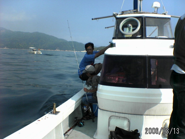 ���̉摜�̒��쌠��
Hiroshima Inline Hockey League(HIHL)�ɂ���܂��B�摜�f�[�^�̖��f�]�p�͌ł����f��\���グ�܂��B