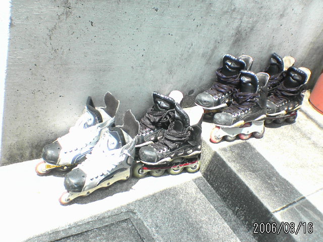 ���̉摜�̒��쌠��
Hiroshima Inline Hockey League(HIHL)�ɂ���܂��B�摜�f�[�^�̖��f�]�p�͌ł����f��\���グ�܂��B