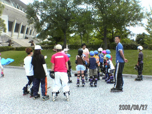 ���̉摜�̒��쌠��
Hiroshima Inline Hockey League(HIHL)�ɂ���܂��B�摜�f�[�^�̖��f�]�p�͌ł����f��\���グ�܂��B