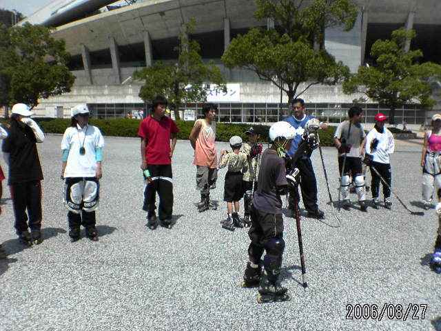 ���̉摜�̒��쌠��
Hiroshima Inline Hockey League(HIHL)�ɂ���܂��B�摜�f�[�^�̖��f�]�p�͌ł����f��\���グ�܂��B