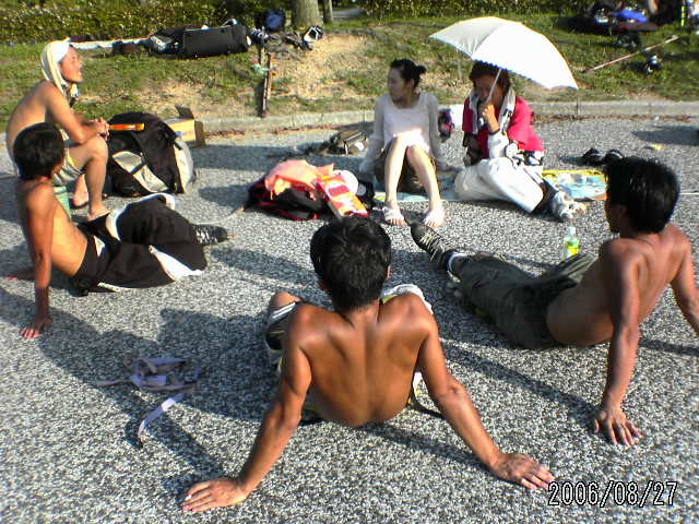 ���̉摜�̒��쌠��
Hiroshima Inline Hockey League(HIHL)�ɂ���܂��B�摜�f�[�^�̖��f�]�p�͌ł����f��\���グ�܂��B