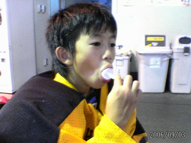 ���̉摜�̒��쌠��
Hiroshima Inline Hockey League(HIHL)�ɂ���܂��B�摜�f�[�^�̖��f�]�p�͌ł����f��\���グ�܂��B