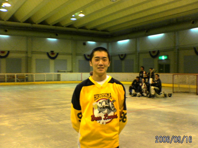 ���̉摜�̒��쌠��
Hiroshima Inline Hockey League(HIHL)�ɂ���܂��B�摜�f�[�^�̖��f�]�p�͌ł����f��\���グ�܂��B