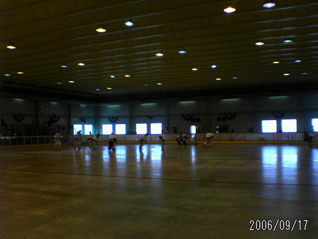 ���̉摜�̒��쌠��
Hiroshima Inline Hockey League(HIHL)�ɂ���܂��B�摜�f�[�^�̖��f�]�p�͌ł����f��\���グ�܂��B