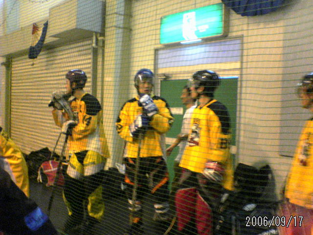 ���̉摜�̒��쌠��
Hiroshima Inline Hockey League(HIHL)�ɂ���܂��B�摜�f�[�^�̖��f�]�p�͌ł����f��\���グ�܂��B