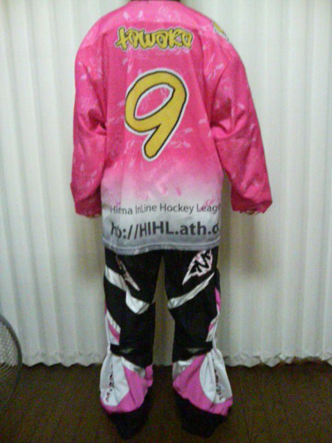 ���̉摜�̒��쌠��
Hiroshima Inline Hockey League(HIHL)�ɂ���܂��B�摜�f�[�^�̖��f�]�p�͌ł����f��\���グ�܂��B