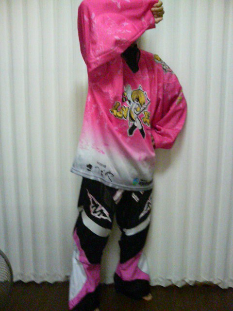 ���̉摜�̒��쌠��
Hiroshima Inline Hockey League(HIHL)�ɂ���܂��B�摜�f�[�^�̖��f�]�p�͌ł����f��\���グ�܂��B