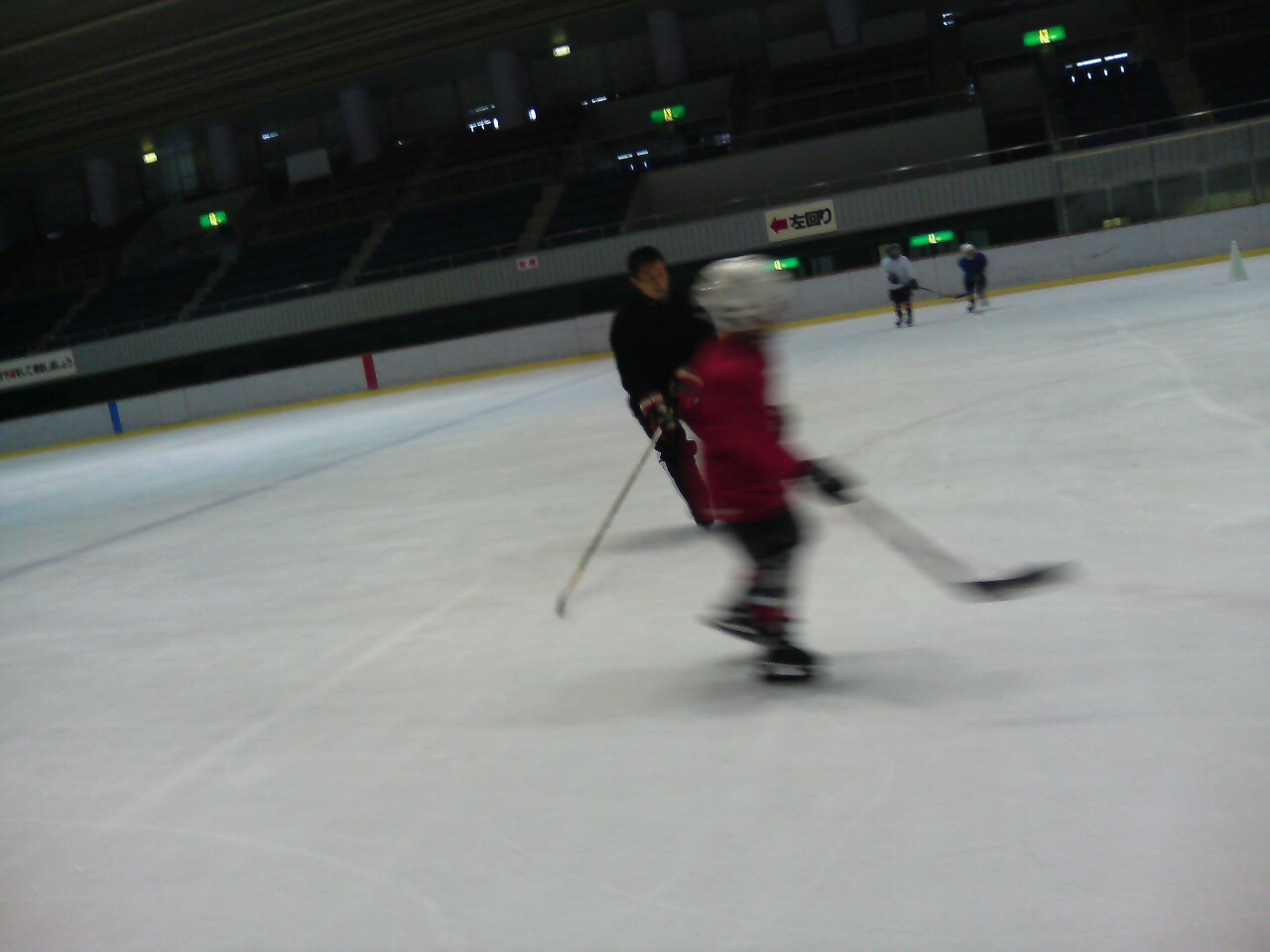 ���̉摜�̒��쌠��
Hiroshima Inline Hockey League(HIHL)�ɂ���܂��B�摜�f�[�^�̖��f�]�p�͌ł����f��\���グ�܂��B