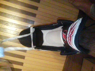 ���̉摜�̒��쌠��
Hiroshima Inline Hockey League(HIHL)�ɂ���܂��B�摜�f�[�^�̖��f�]�p�͌ł����f��\���グ�܂��B