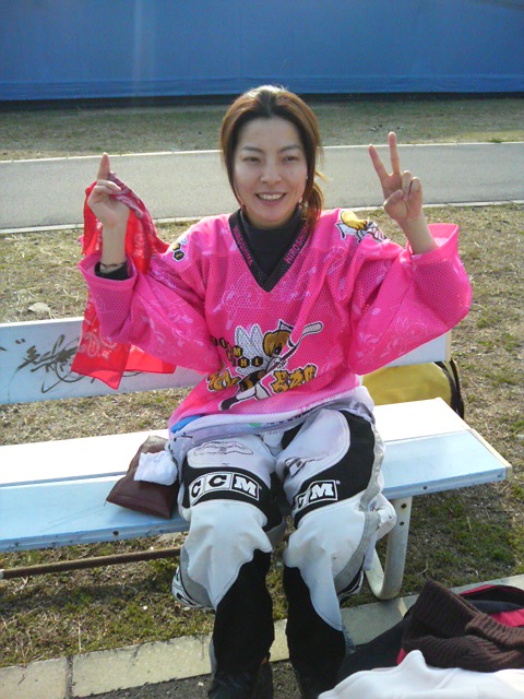 ���̉摜�̒��쌠��
Hiroshima Inline Hockey League(HIHL)�ɂ���܂��B�摜�f�[�^�̖��f�]�p�͌ł����f��\���グ�܂��B