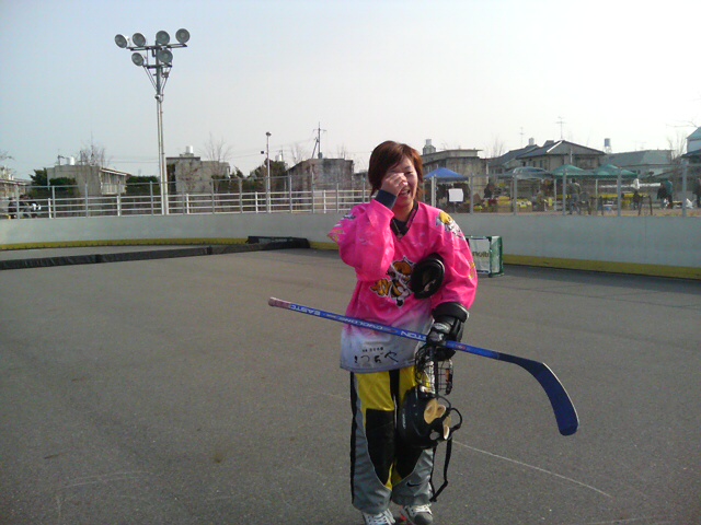 ���̉摜�̒��쌠��
Hiroshima Inline Hockey League(HIHL)�ɂ���܂��B�摜�f�[�^�̖��f�]�p�͌ł����f��\���グ�܂��B