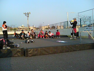 ���̉摜�̒��쌠��
Hiroshima Inline Hockey League(HIHL)�ɂ���܂��B�摜�f�[�^�̖��f�]�p�͌ł����f��\���グ�܂��B