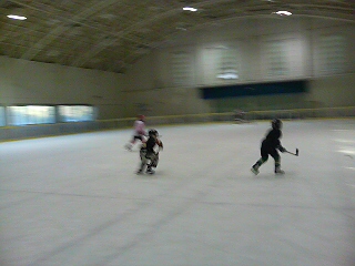 ���̉摜�̒��쌠��
Hiroshima Inline Hockey League(HIHL)�ɂ���܂��B�摜�f�[�^�̖��f�]�p�͌ł����f��\���グ�܂��B