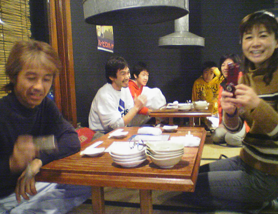 ���̉摜�̒��쌠��
Hiroshima Inline Hockey League(HIHL)�ɂ���܂��B�摜�f�[�^�̖��f�]�p�͌ł����f��\���グ�܂��B