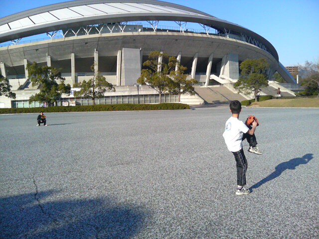 ���̉摜�̒��쌠��
Hiroshima Inline Hockey League(HIHL)�ɂ���܂��B�摜�f�[�^�̖��f�]�p�͌ł����f��\���グ�܂��B