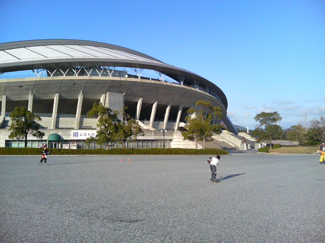 ���̉摜�̒��쌠��
Hiroshima Inline Hockey League(HIHL)�ɂ���܂��B�摜�f�[�^�̖��f�]�p�͌ł����f��\���グ�܂��B
