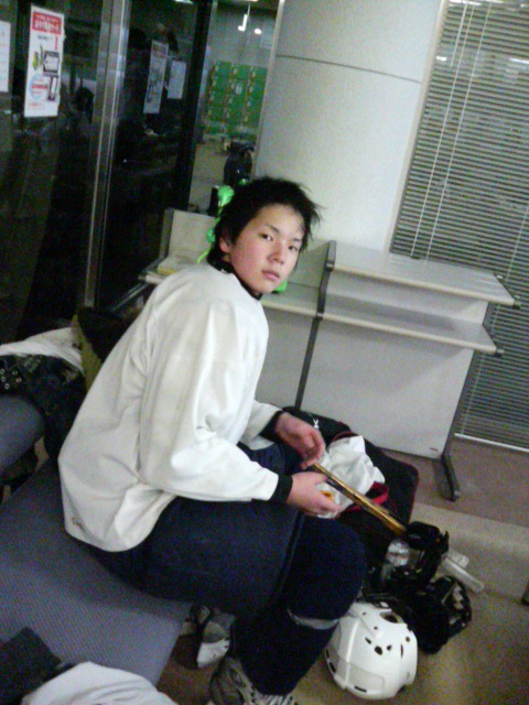 ���̉摜�̒��쌠��
Hiroshima Inline Hockey League(HIHL)�ɂ���܂��B�摜�f�[�^�̖��f�]�p�͌ł����f��\���グ�܂��B