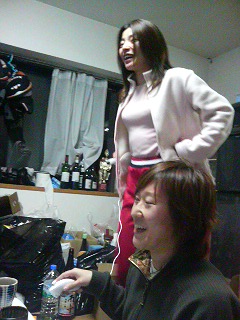 ���̉摜�̒��쌠��
Hiroshima Inline Hockey League(HIHL)�ɂ���܂��B�摜�f�[�^�̖��f�]�p�͌ł����f��\���グ�܂��B