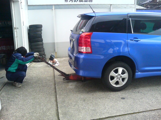 ���̉摜�̒��쌠��
Hiroshima Inline Hockey League(HIHL)�ɂ���܂��B�摜�f�[�^�̖��f�]�p�͌ł����f��\���グ�܂��B