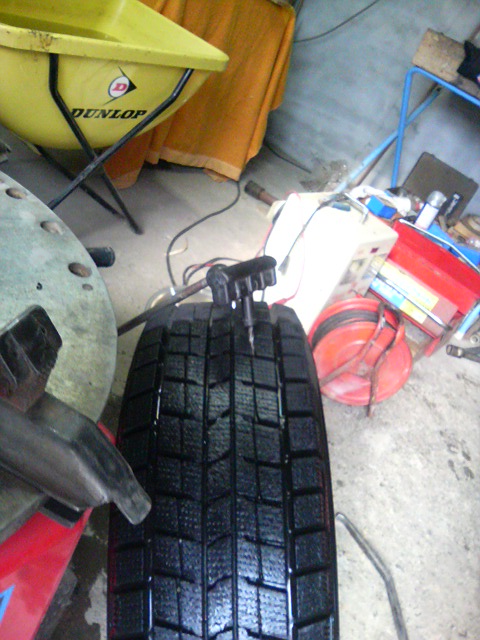 ���̉摜�̒��쌠��
Hiroshima Inline Hockey League(HIHL)�ɂ���܂��B�摜�f�[�^�̖��f�]�p�͌ł����f��\���グ�܂��B