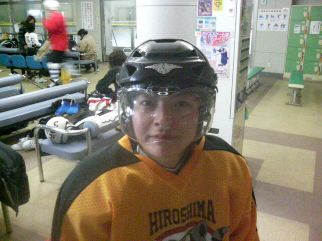 ���̉摜�̒��쌠��
Hiroshima Inline Hockey League(HIHL)�ɂ���܂��B�摜�f�[�^�̖��f�]�p�͌ł����f��\���グ�܂��B