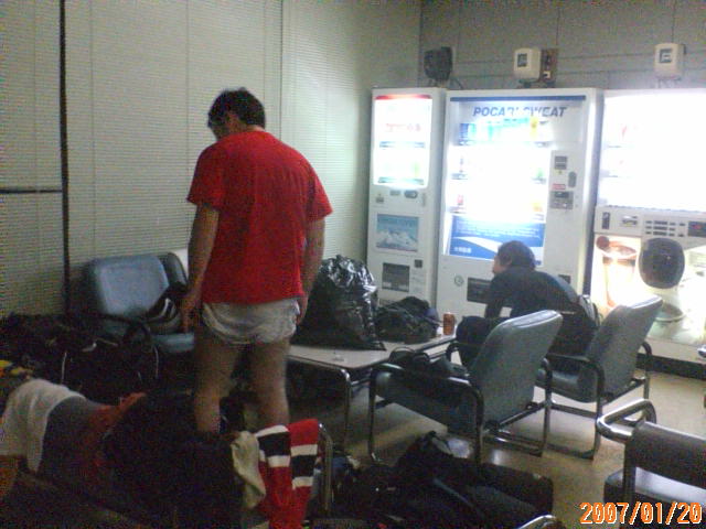 ���̉摜�̒��쌠��
Hiroshima Inline Hockey League(HIHL)�ɂ���܂��B�摜�f�[�^�̖��f�]�p�͌ł����f��\���グ�܂��B