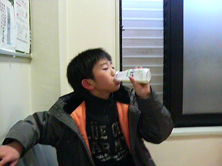 ���̉摜�̒��쌠��
Hiroshima Inline Hockey League(HIHL)�ɂ���܂��B�摜�f�[�^�̖��f�]�p�͌ł����f��\���グ�܂��B