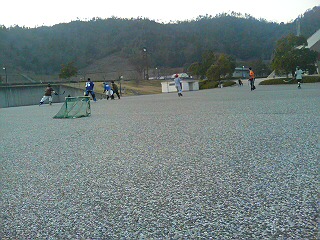 ���̉摜�̒��쌠��
Hiroshima Inline Hockey League(HIHL)�ɂ���܂��B�摜�f�[�^�̖��f�]�p�͌ł����f��\���グ�܂��B