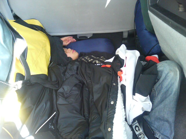 ���̉摜�̒��쌠��
Hiroshima Inline Hockey League(HIHL)�ɂ���܂��B�摜�f�[�^�̖��f�]�p�͌ł����f��\���グ�܂��B