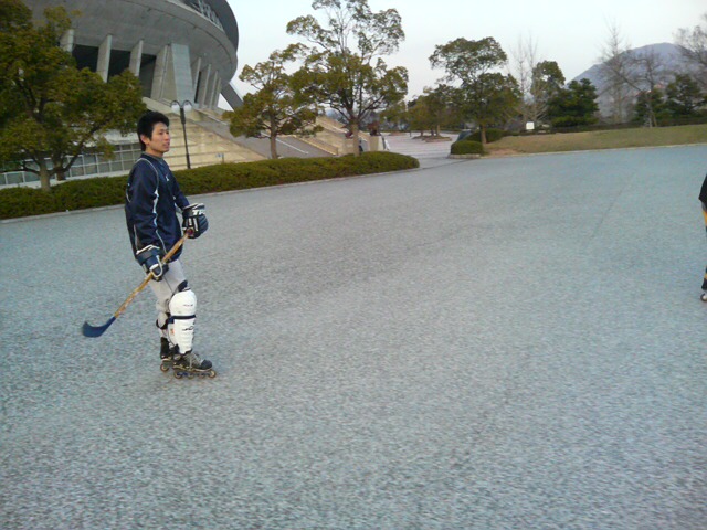 ���̉摜�̒��쌠��
Hiroshima Inline Hockey League(HIHL)�ɂ���܂��B�摜�f�[�^�̖��f�]�p�͌ł����f��\���グ�܂��B