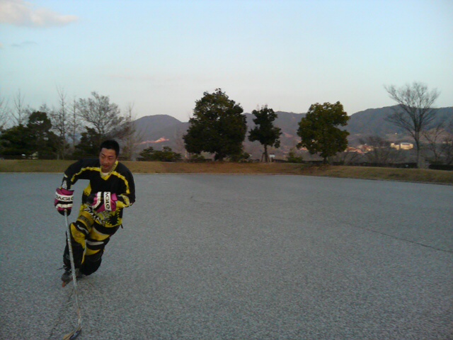 ���̉摜�̒��쌠��
Hiroshima Inline Hockey League(HIHL)�ɂ���܂��B�摜�f�[�^�̖��f�]�p�͌ł����f��\���グ�܂��B