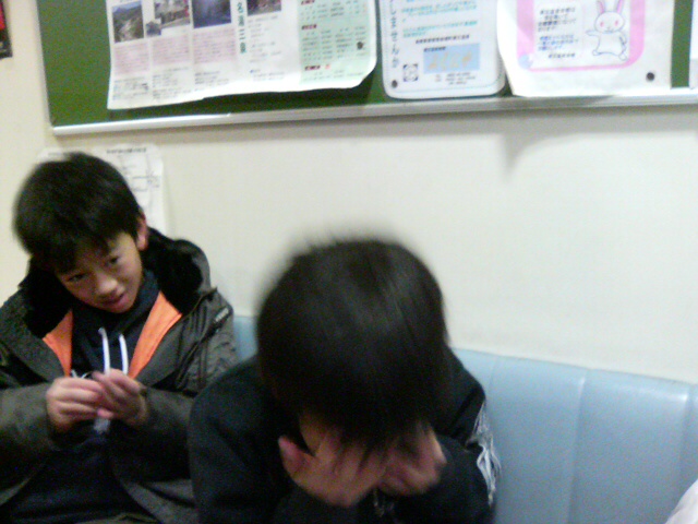 ���̉摜�̒��쌠��
Hiroshima Inline Hockey League(HIHL)�ɂ���܂��B�摜�f�[�^�̖��f�]�p�͌ł����f��\���グ�܂��B