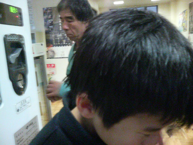 ���̉摜�̒��쌠��
Hiroshima Inline Hockey League(HIHL)�ɂ���܂��B�摜�f�[�^�̖��f�]�p�͌ł����f��\���グ�܂��B