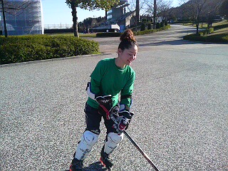 ���̉摜�̒��쌠��
Hiroshima Inline Hockey League(HIHL)�ɂ���܂��B�摜�f�[�^�̖��f�]�p�͌ł����f��\���グ�܂��B