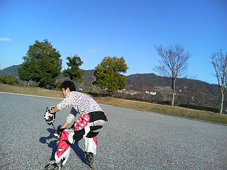 ���̉摜�̒��쌠��
Hiroshima Inline Hockey League(HIHL)�ɂ���܂��B�摜�f�[�^�̖��f�]�p�͌ł����f��\���グ�܂��B