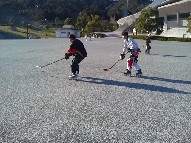 ���̉摜�̒��쌠��
Hiroshima Inline Hockey League(HIHL)�ɂ���܂��B�摜�f�[�^�̖��f�]�p�͌ł����f��\���グ�܂��B