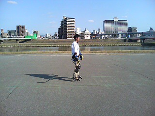 ���̉摜�̒��쌠��
Hiroshima Inline Hockey League(HIHL)�ɂ���܂��B�摜�f�[�^�̖��f�]�p�͌ł����f��\���グ�܂��B