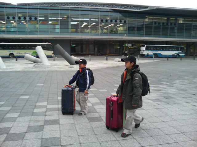 ���̉摜�̒��쌠��
Hiroshima Inline Hockey League(HIHL)�ɂ���܂��B�摜�f�[�^�̖��f�]�p�͌ł����f��\���グ�܂��B