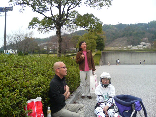 ���̉摜�̒��쌠��
Hiroshima Inline Hockey League(HIHL)�ɂ���܂��B�摜�f�[�^�̖��f�]�p�͌ł����f��\���グ�܂��B